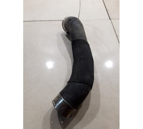 Патрубок интеркулера