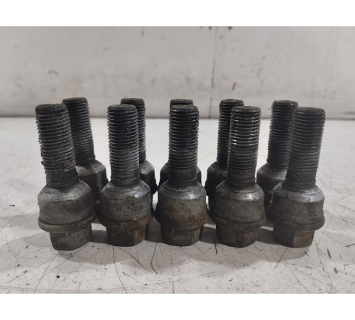 Комплект колесных болтов (10 шт.)