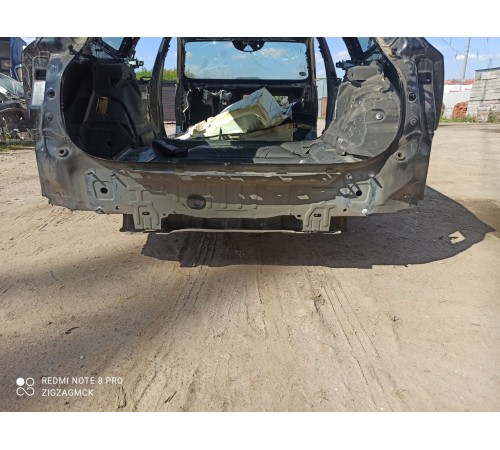 Задняя панель