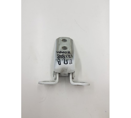 Петля двери передняя правая верхняя