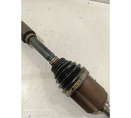 Полуось (привод) передний правый