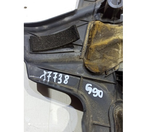 Накладка двигателя декоративная