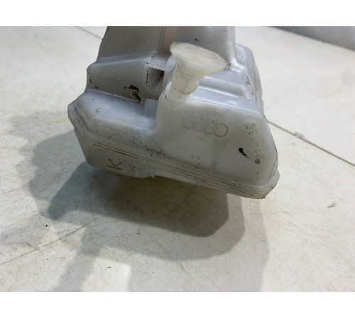 Бачок главного тормозного цилиндра