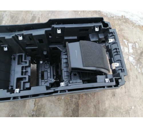 Центральная консоль