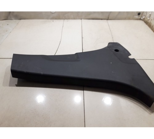 Обшивка центральной стойки(правая нижняя)