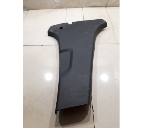 Обшивка центральной стойки(правая нижняя)