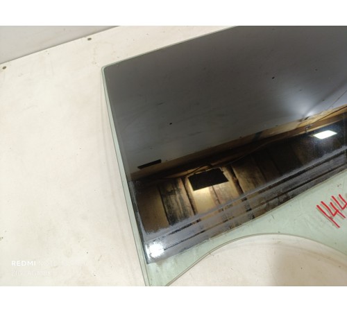 Стекло двери заднее левое