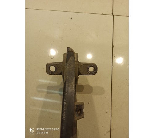 Рычаг продольный (задний, правый)