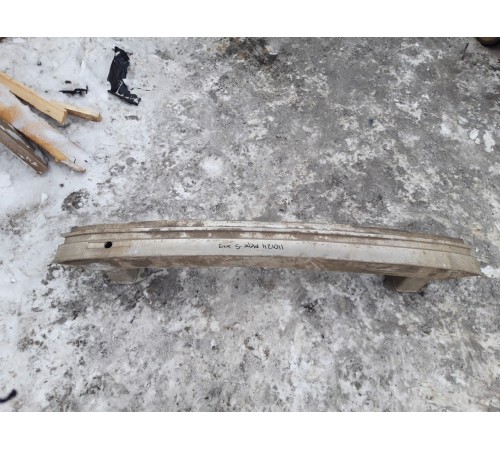 Усилитель заднего бампера