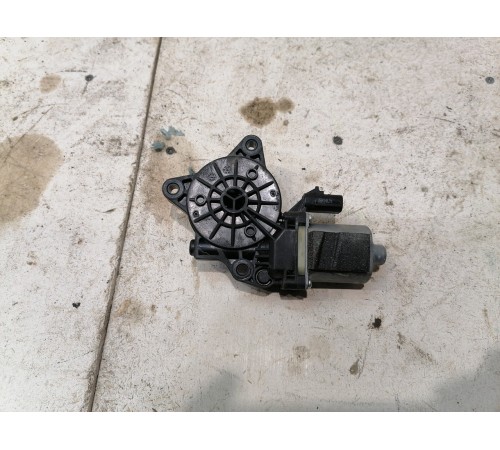 Моторчик стеклоподъемника Передний Правый