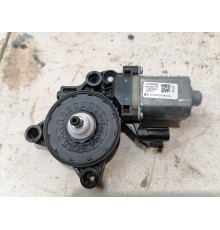 Моторчик стеклоподъемника Передний Правый