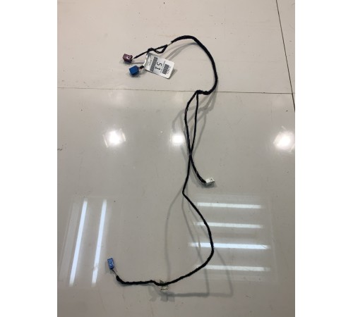 Электропроводка двери (задняя, левая)