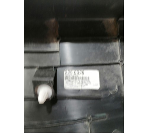 Обшивка крышка багажника верхняя