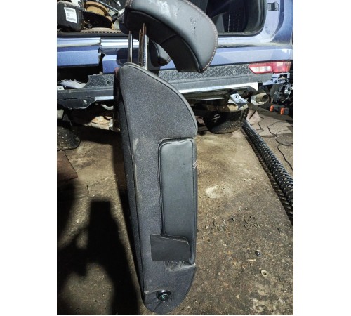 Спинка заднего сиденья (левая)