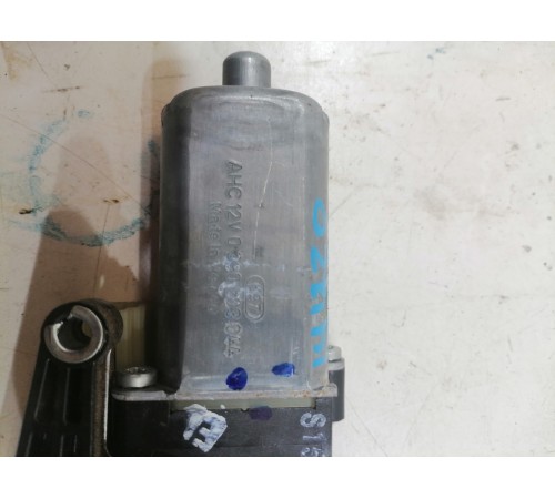 Моторчик регулировки переднего правого сиденья