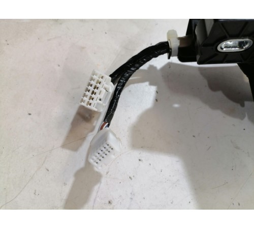 Блок питания левой сдвижной двери, проводка