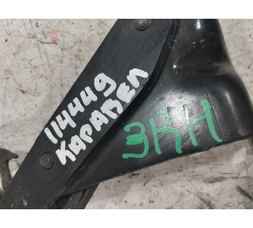 Направляющая правой сдвижной двери нижняя