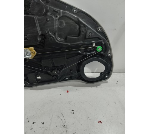 Стеклоподъемник (задний левый) в сборе с моторчиком