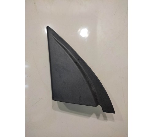 Уголок двери (передний, левый)