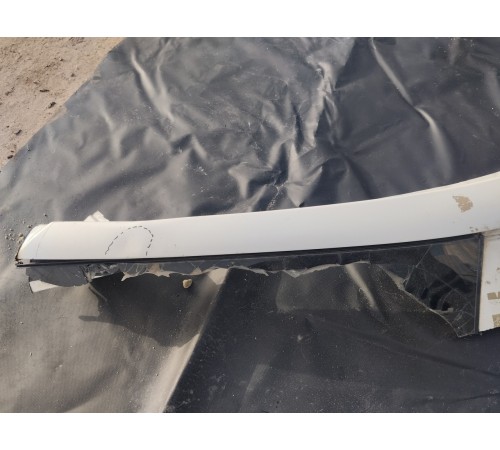 Стойка лобового стекла с боковиной правая