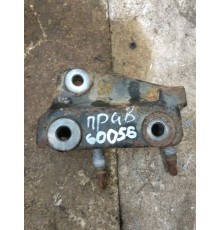 Опора двигателя правая
