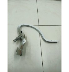 Петля крышки багажника правая