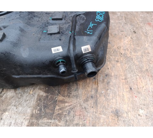 Бак топливный