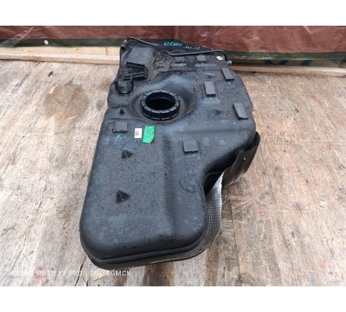 Бак топливный