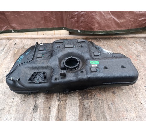 Бак топливный