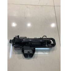 Внешняя ручка двери (передняя, правая)