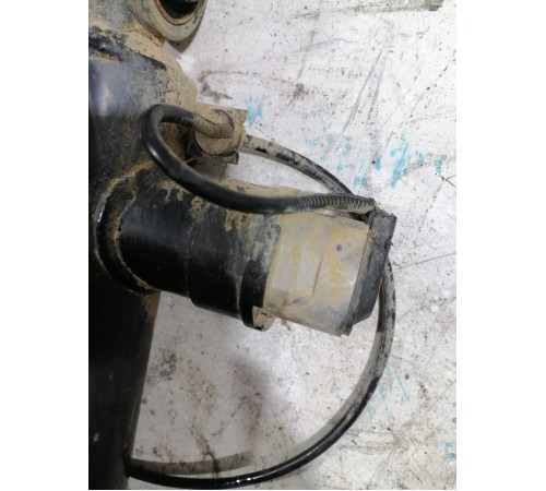 Амортизатор задний правый