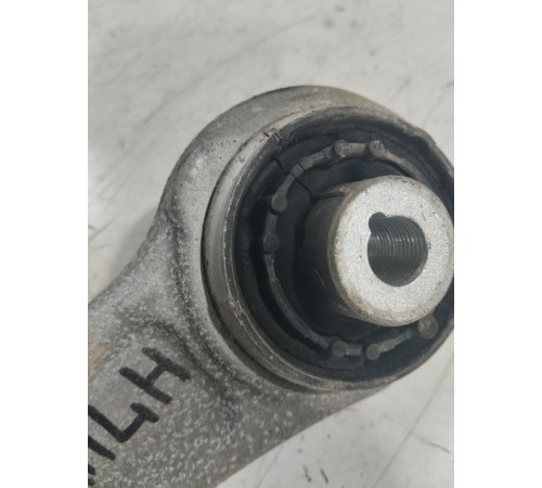 Рычаг подвески передний левый нижний