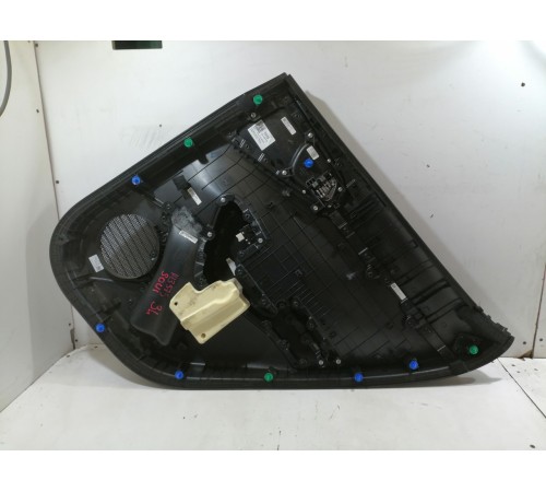 Обшивка двери задняя левая