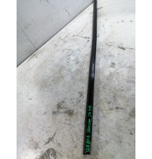 Молдинг стекла передний правый 