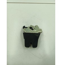 Замок багажника