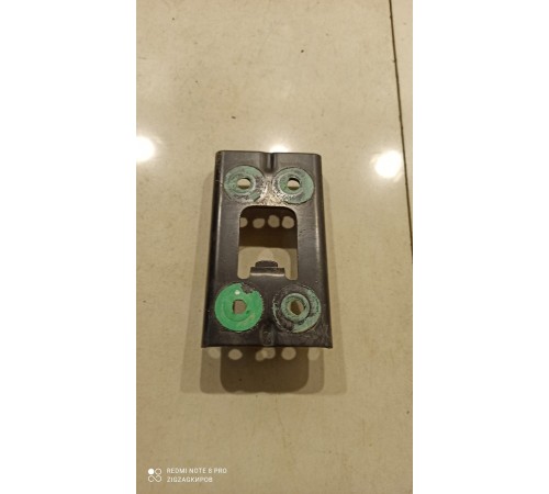 Кронштейн(крепление) отвода воздуха на крыше