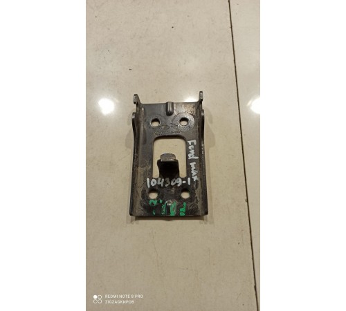 Кронштейн(крепление) отвода воздуха на крыше