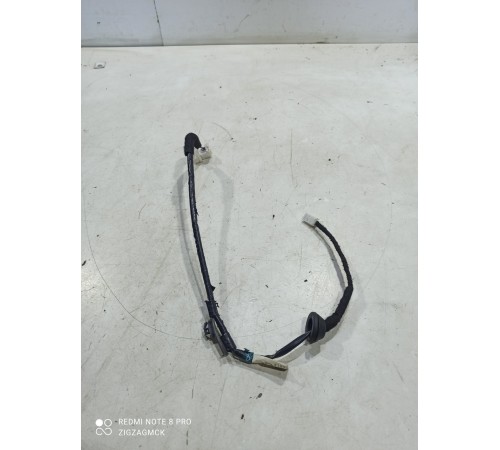 Электропроводка двери (передняя левая)