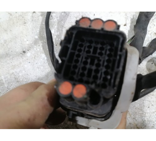 Электропроводка переднего бампера