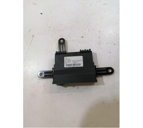 Блок управления двери передний левый