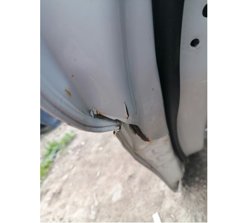 Дверь задняя левая