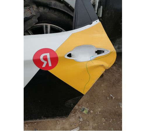 Дверь задняя левая