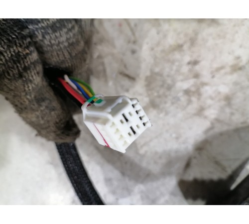 Электропривод крышки багажника левый