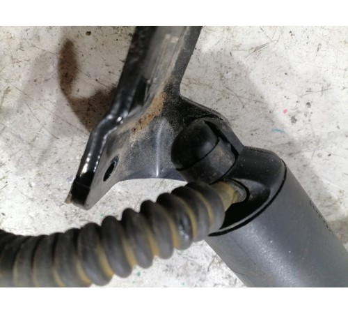 Электропривод крышки багажника левый