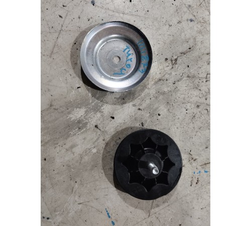 Болт фиксатор запасного колеса