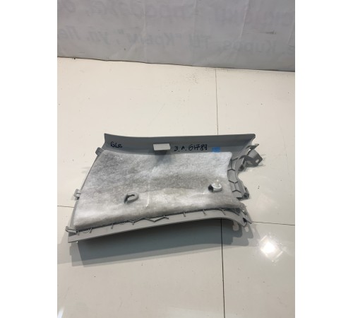 Обивка стойки (задняя правая)