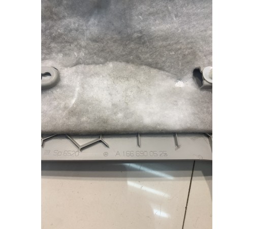 Обивка стойки (задняя правая)