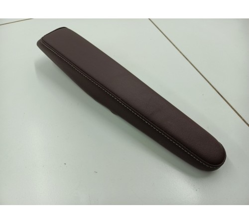 Накладка подлокотника сиденья задняя левая