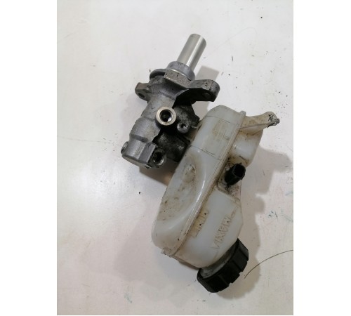 Главный тормозной цилиндр