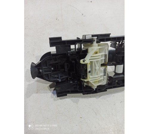 Ручка двери (передняя правая внешняя)